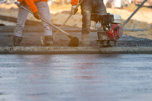 Best Concrete Driveway Installation in Loughman, FL